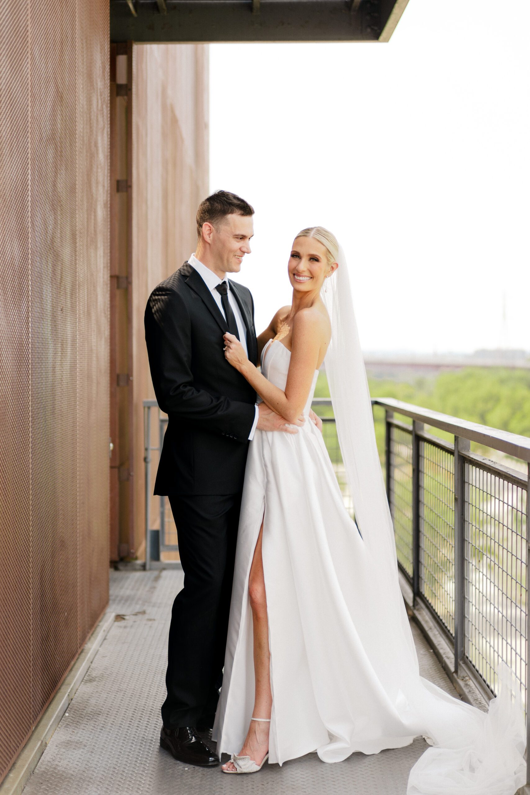 engagement photographer in nashville