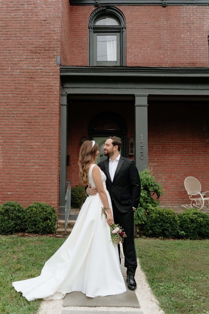 Candid portrait of the couple in soft afternoon light