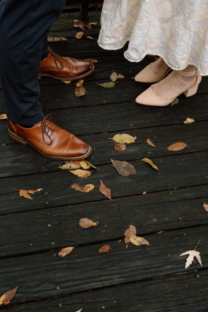 Detail photo of the fall leaves during a couples Nashville engagement session at Shelby Bottoms Park