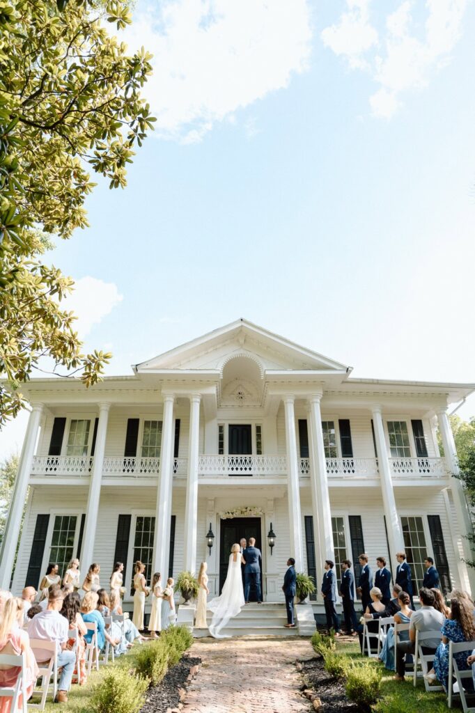 ceremony at eader house venue in tennessee