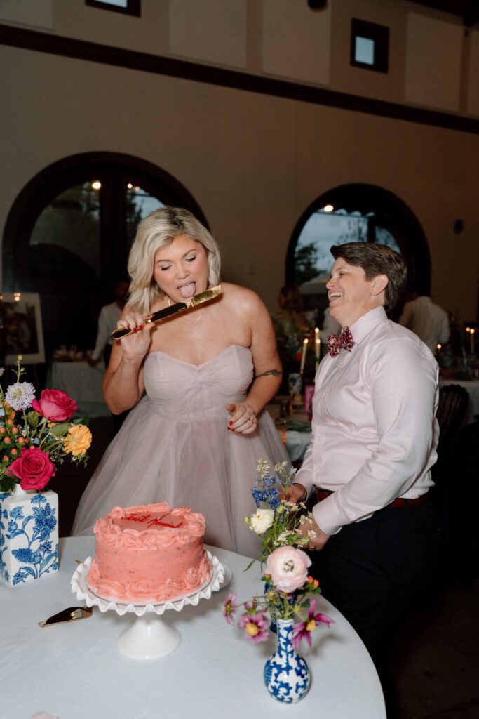 cake cutting at huntsville wedding