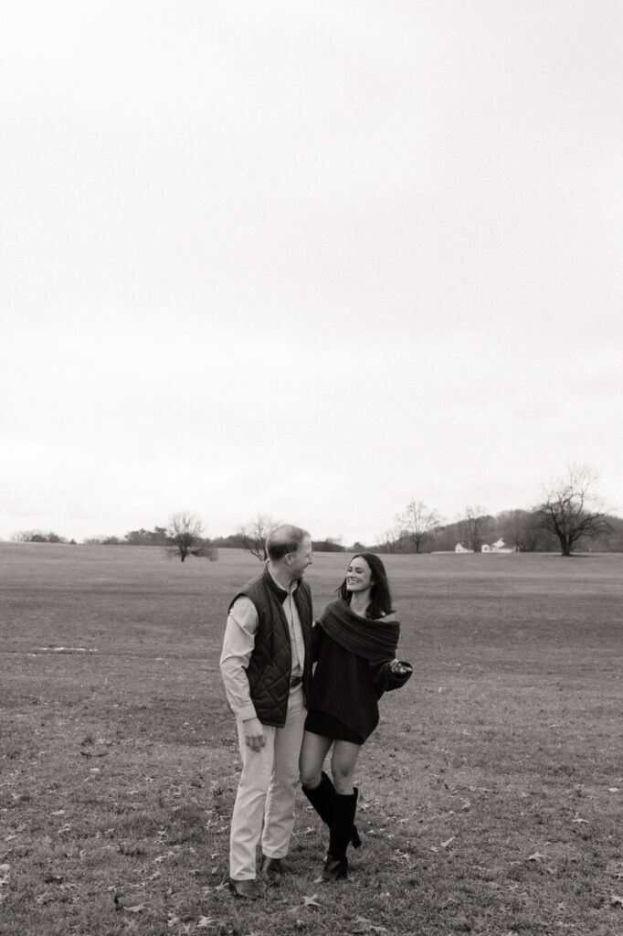 nashville engagement photographer documents proposal in winter