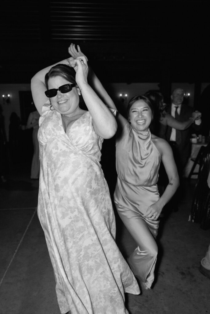 Wedding reception dancing at nashville venue