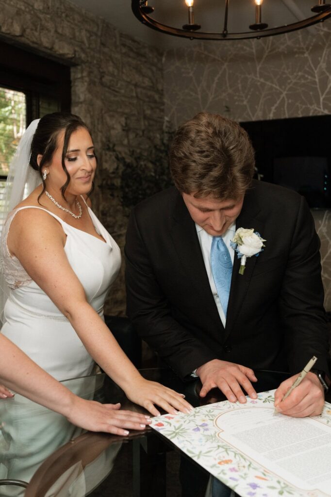 jewish wedding in nashville at the bell tower