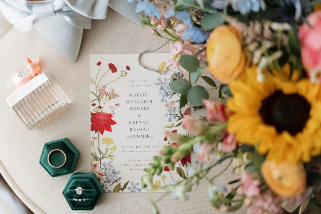 summer detail photos at cedarmont farm wedding