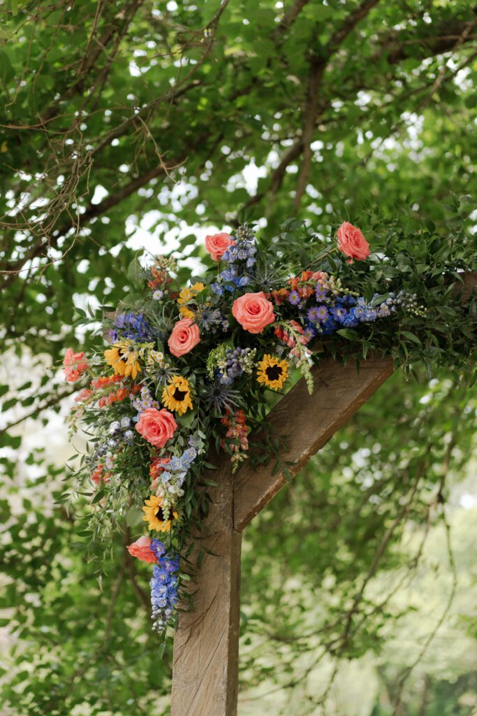 floral details at summer wedding in nashville