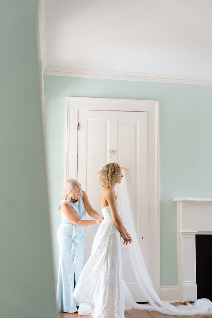 Bride getting ready at Eader House Tennessee wedding