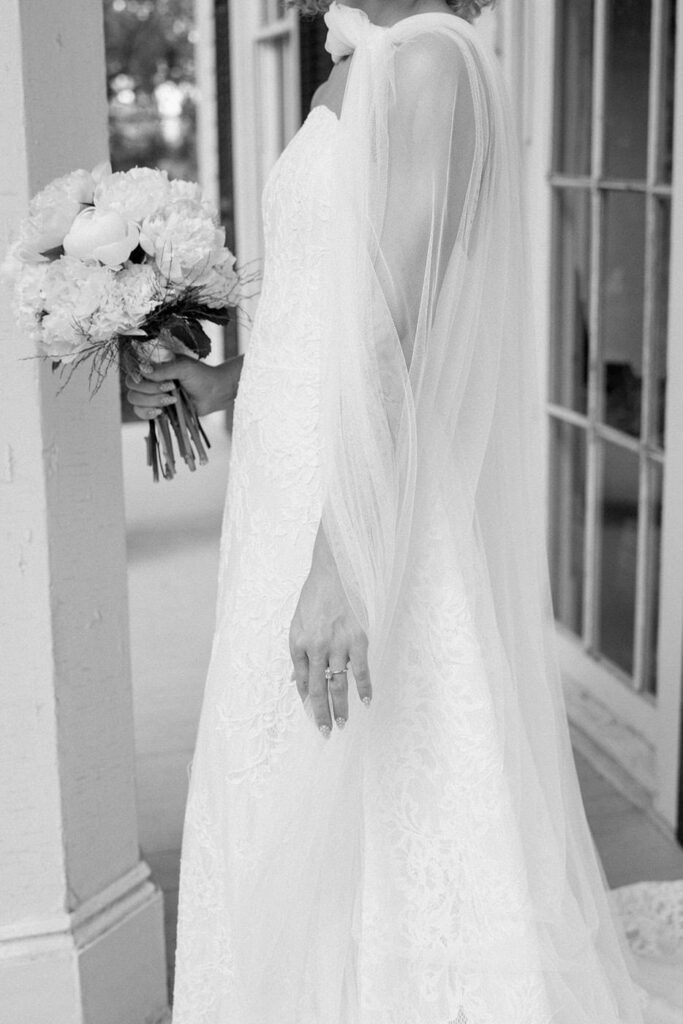 bridal portraits at eader house in tennessee