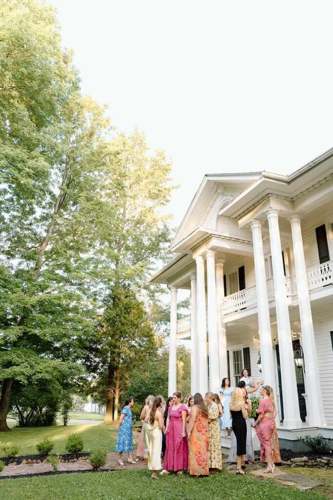 bride and her friends outside eader house venue in tennessee