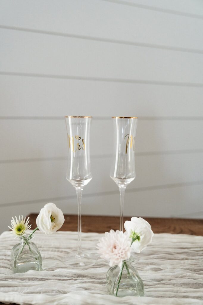 nashville wedding photographer documents reception details