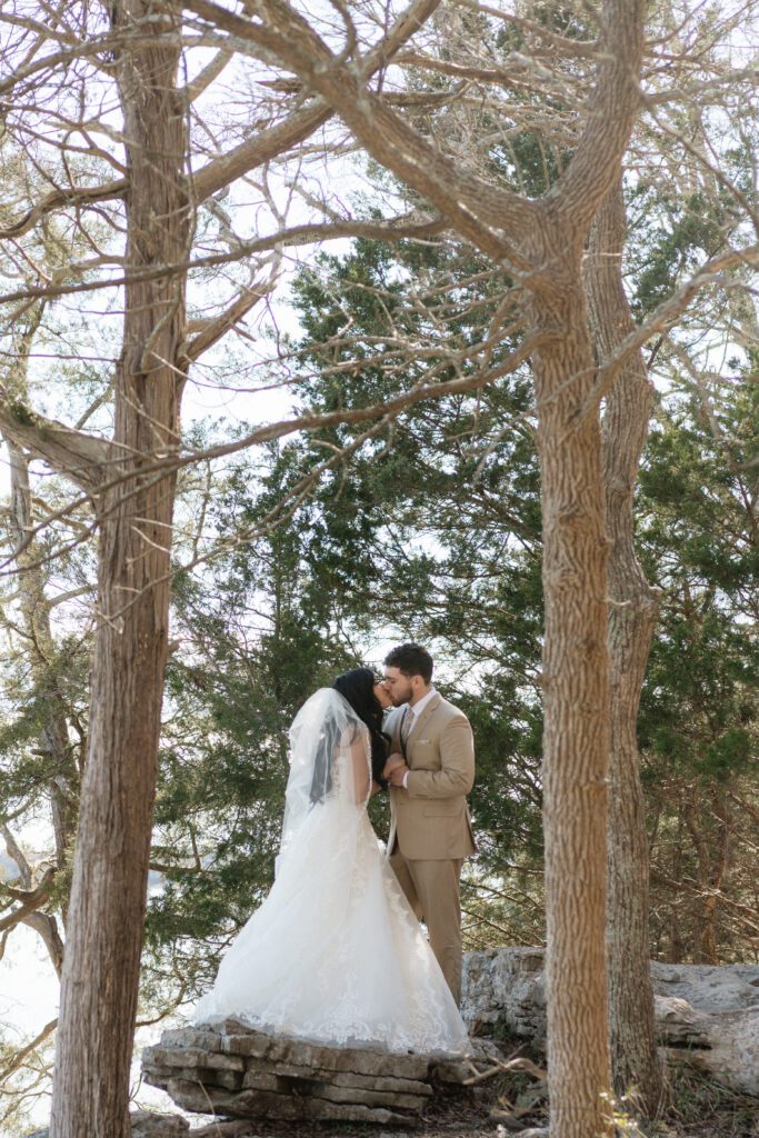 couple kissing at their long hollow state park elopement in nashville