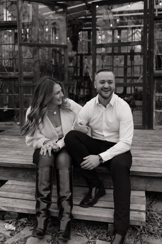 Nashville engagement photographer captures candid laughter