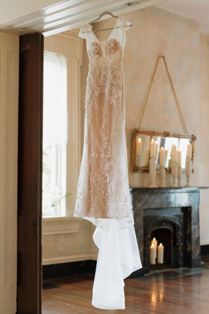 dress shot at riverwood mansion in nashville tennessee