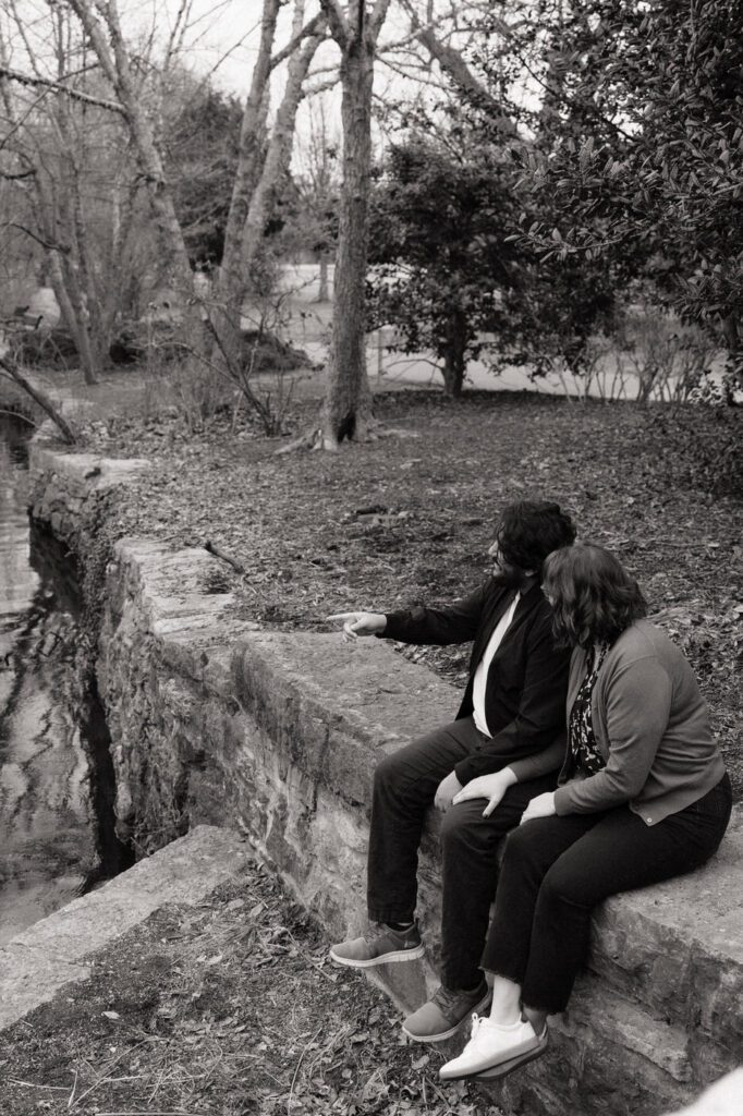 centennial park engagement photos in nashville