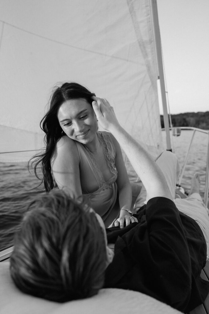 nashville wedding photographer at sailboat session