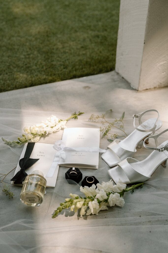 wedding day details at firefly lane in tennessee