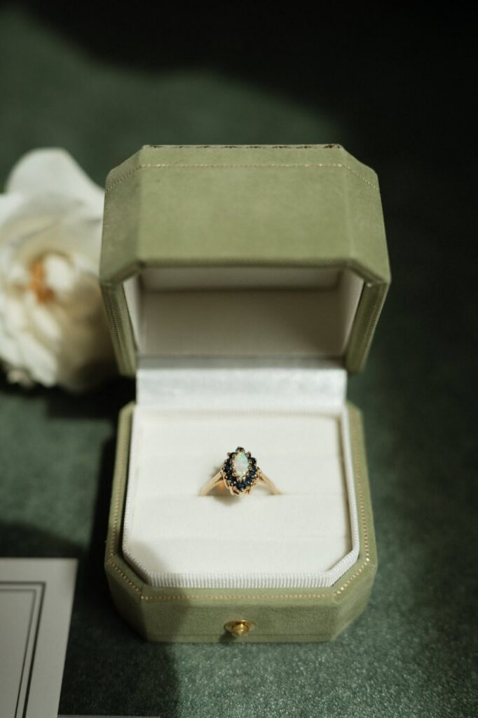 heirloom ring detail photos at the estelle in nashville