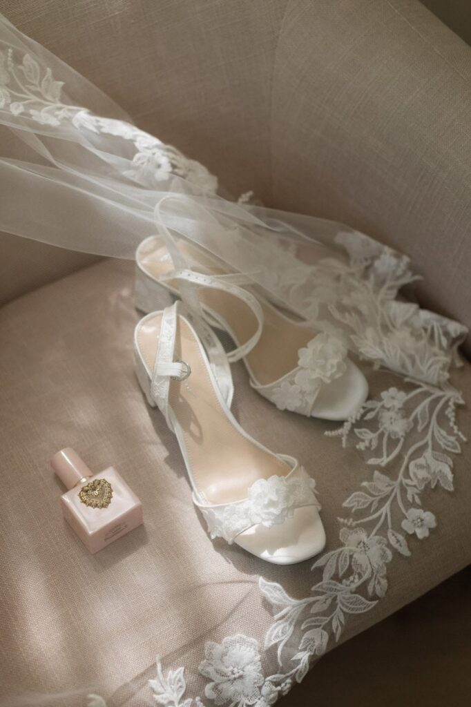 nashville wedding photographer sunlight details at the monroe on 415th wedding